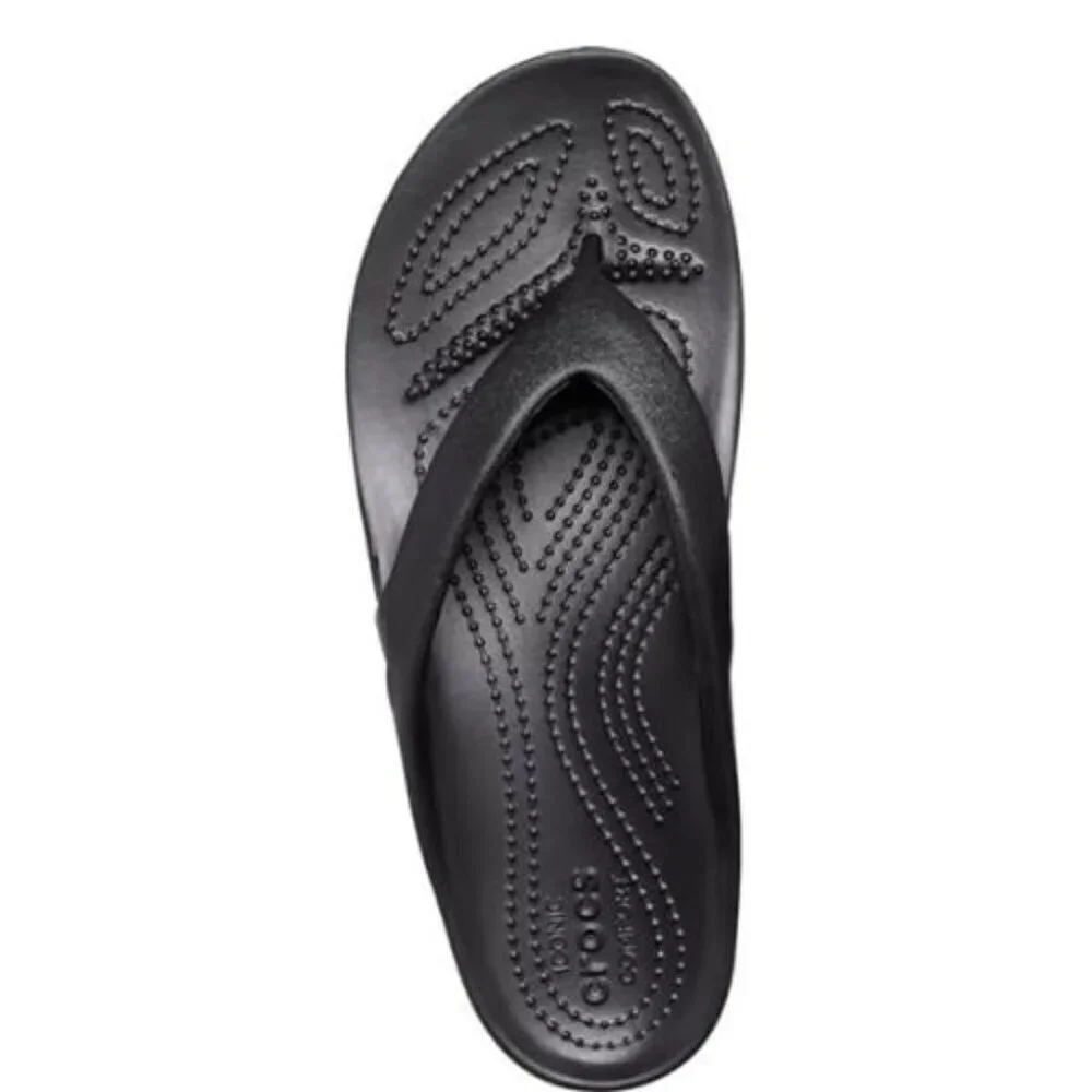 🆕Crocs  Kadee II Black Flip Flops Sandals Girls Size 4 NWOT